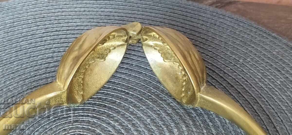 Delivery of MACHINE FOR...??? Delivery of MACHINE FOR...???