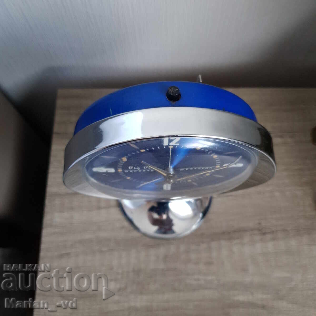 Space Age Tulip Clock, 1960 - 5 Space Age Tulip Clock, 1960 - 5