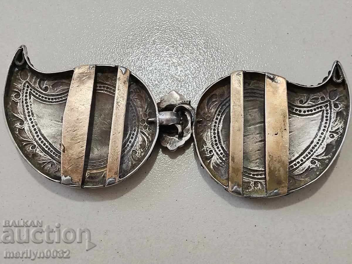 Delivery of Revival silver pafts with horn silver pafts Delivery of Revival silver pafts with horn silver pafts