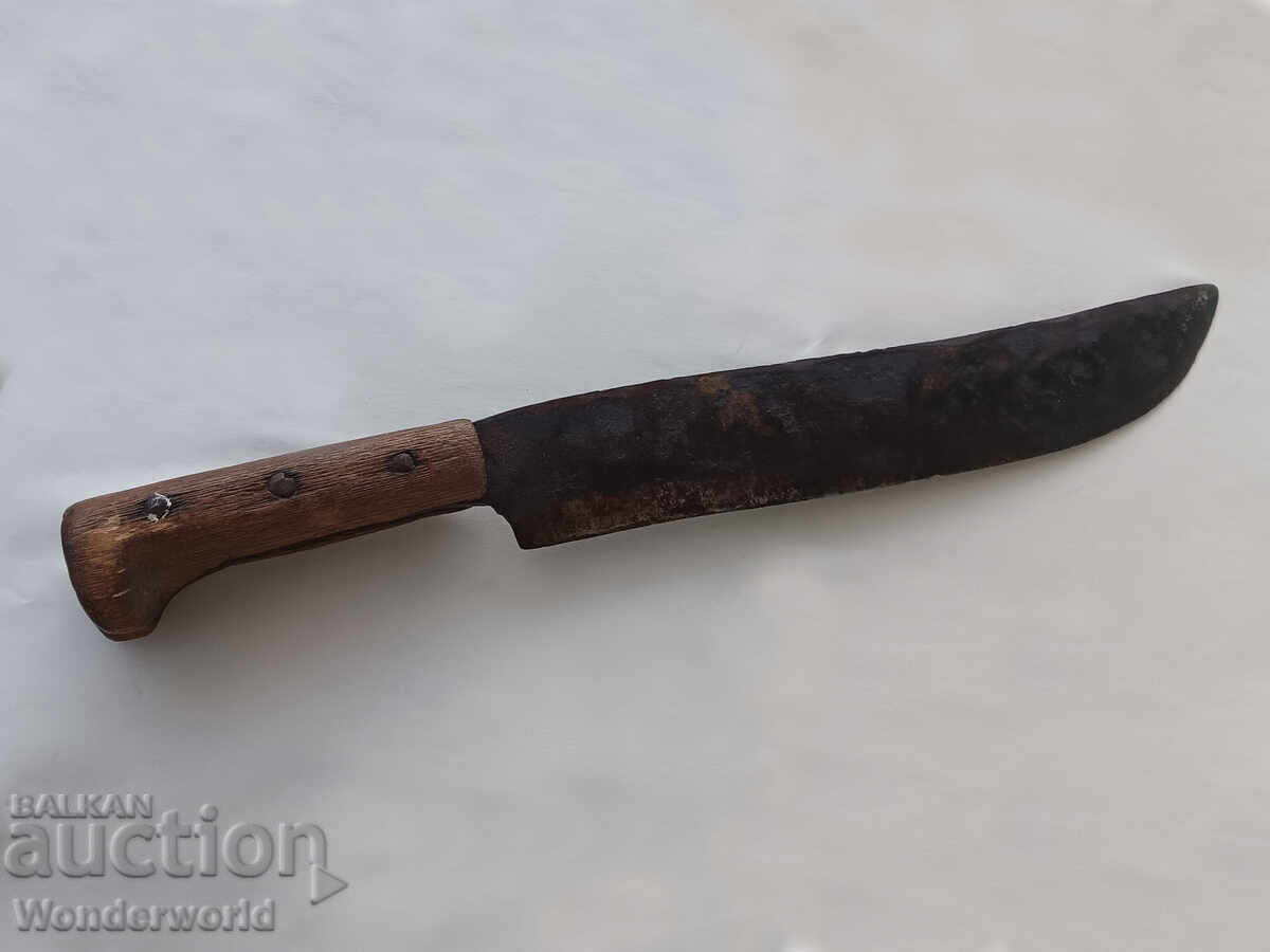 Auction Old authentic Bulgarian forged knife karakulak Auction Old authentic Bulgarian forged knife karakulak