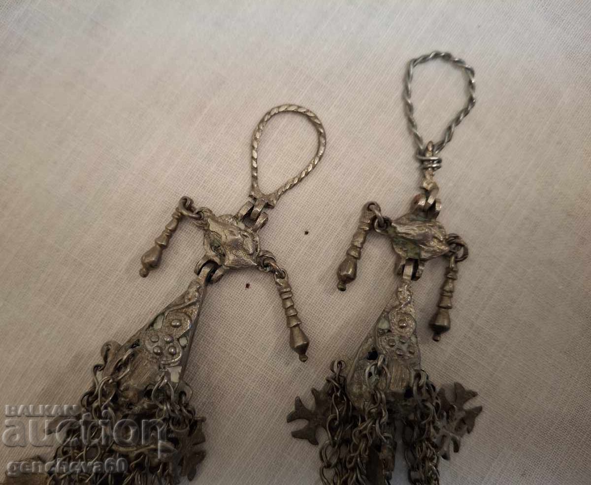 Delivery of Revival Jewelry Earrings, chin strap (sachan) Delivery of Revival Jewelry Earrings, chin strap (sachan)