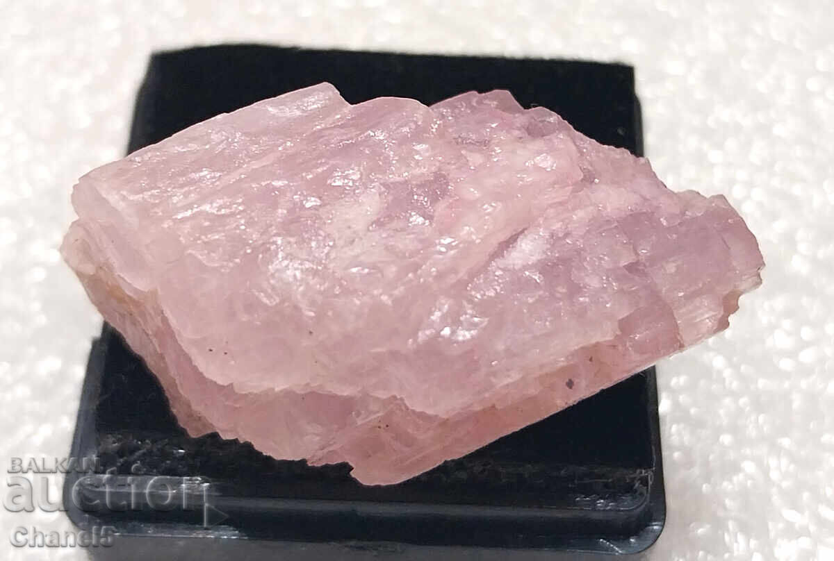 Auction NATURAL RAW KUNZITE - 55.35 ct (182) Auction NATURAL RAW KUNZITE - 55.35 ct (182)