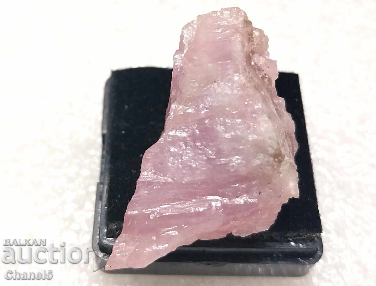 Auction NATURAL RAW KUNZITE - 60.50 ct (183) Auction NATURAL RAW KUNZITE - 60.50 ct (183)