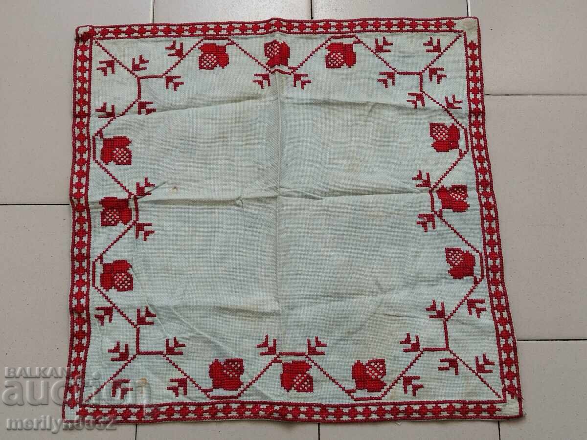 Auction Old embroidered check, tablecloth, milo, Bulgarian embroidery Auction Old embroidered check, tablecloth, milo, Bulgarian embroidery