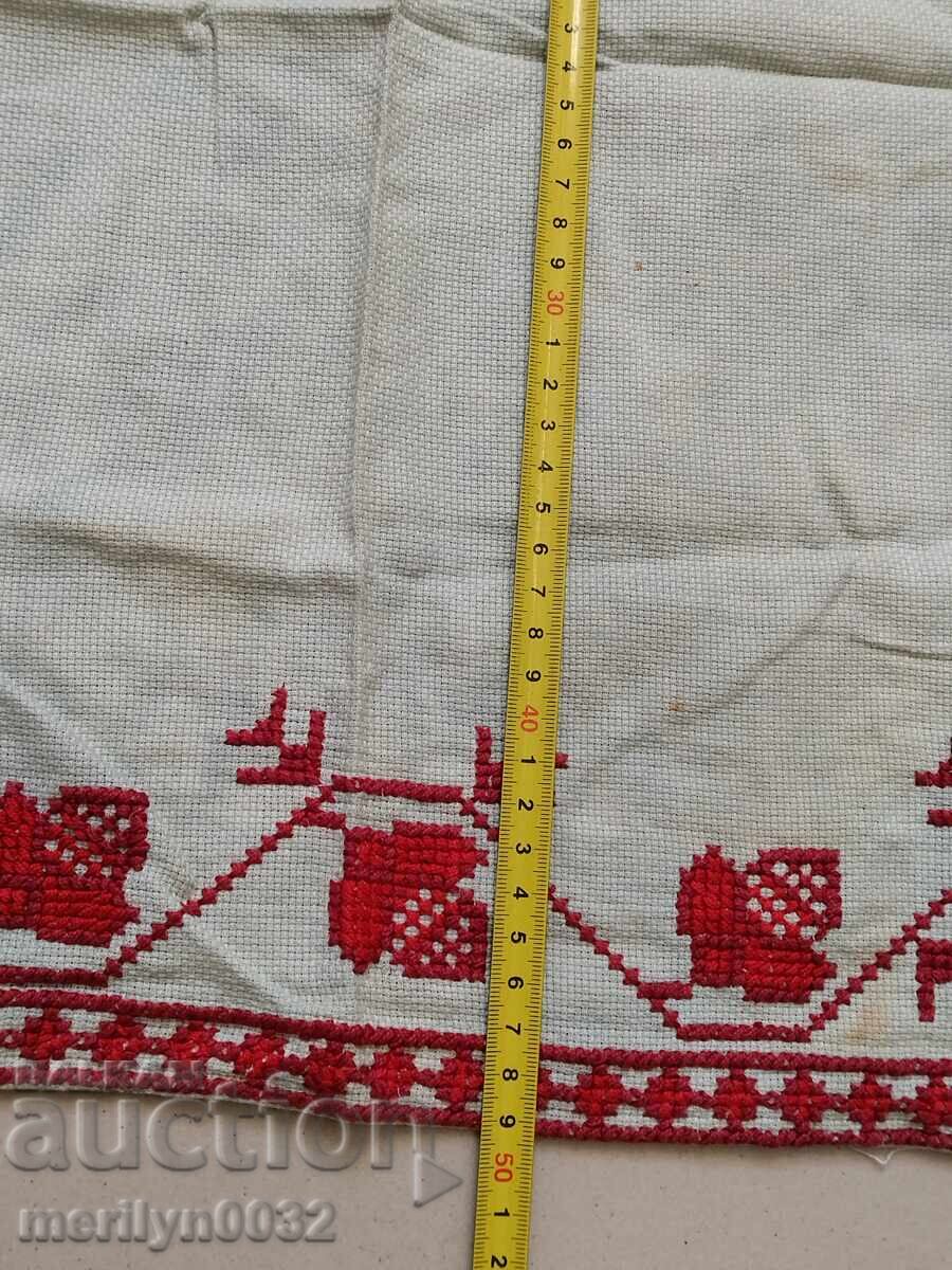 Delivery of Old embroidered check, tablecloth, milo, Bulgarian embroidery Delivery of Old embroidered check, tablecloth, milo, Bulgarian embroidery