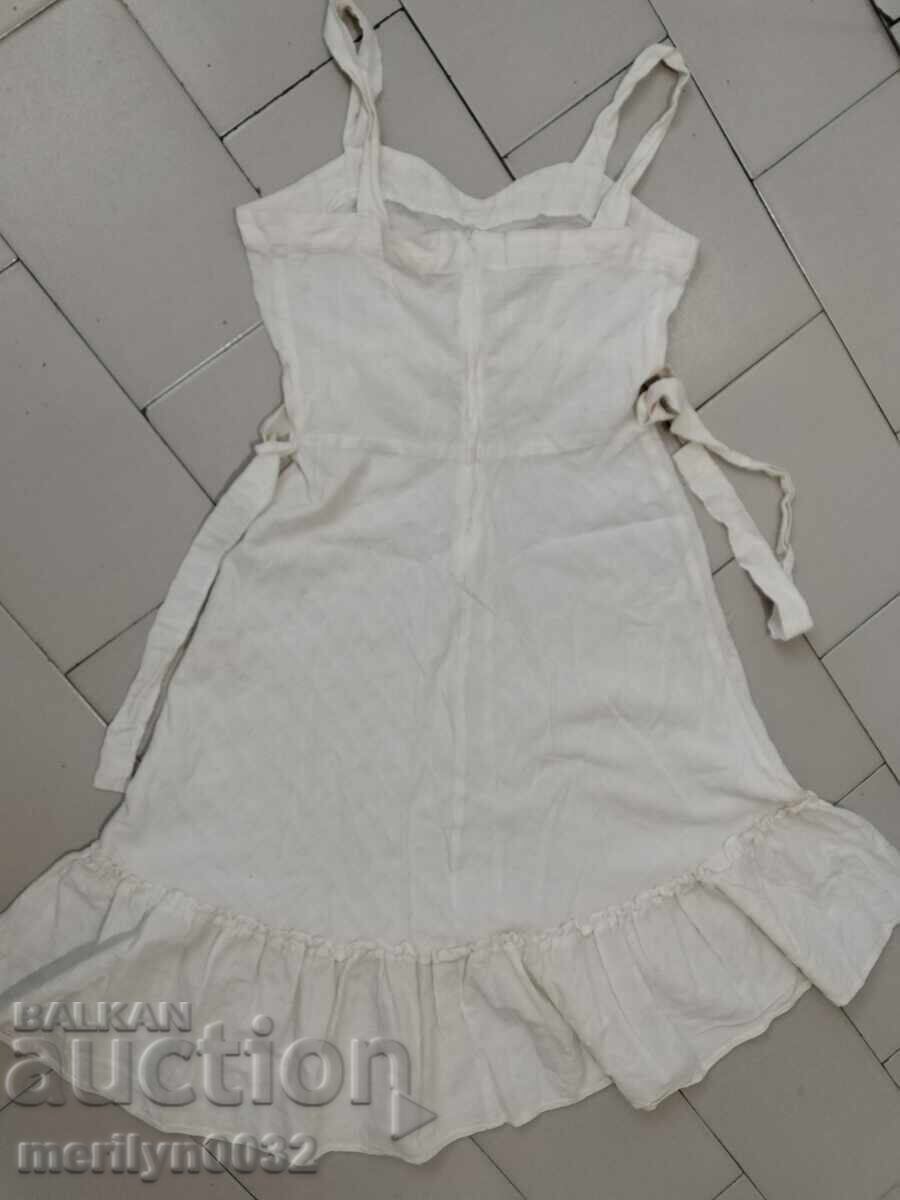 Fringed dress with belt, traditional Sukman costume with price 79.00 BGN | € 40.39 Fringed dress with belt, traditional Sukman costume with price 79.00 BGN | € 40.39