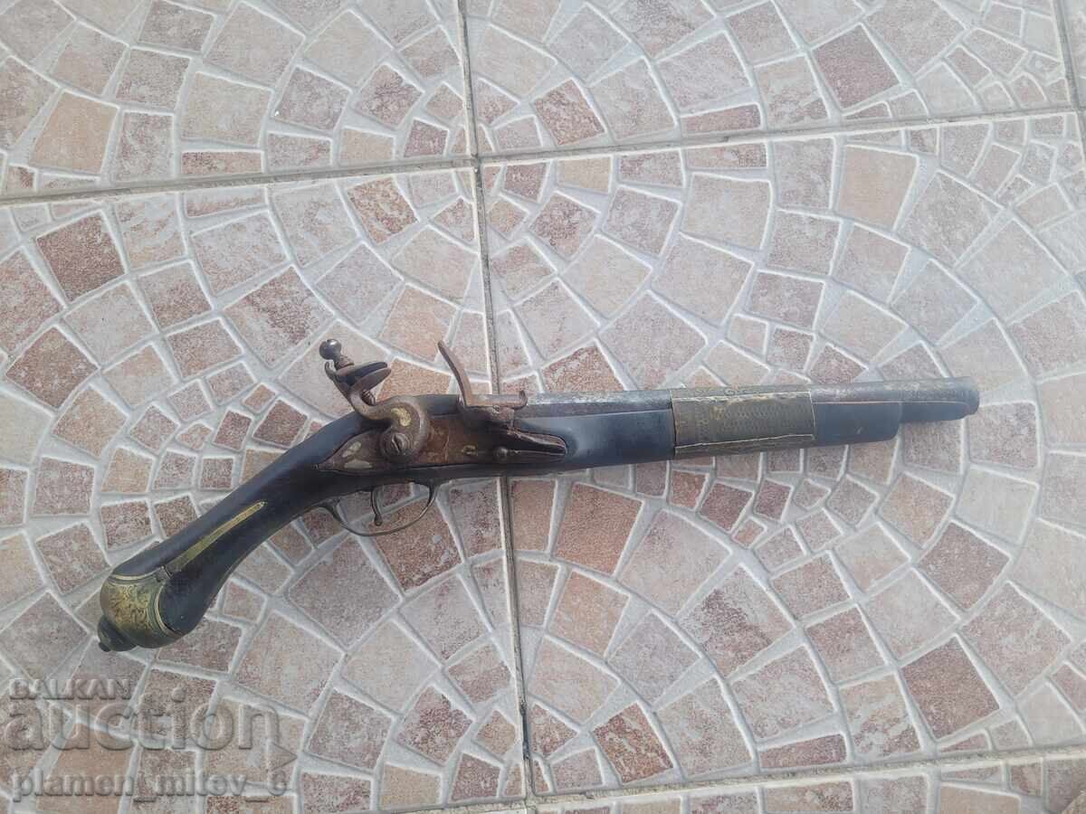 gun, pishtov, flint, euzalia - 6 gun, pishtov, flint, euzalia - 6