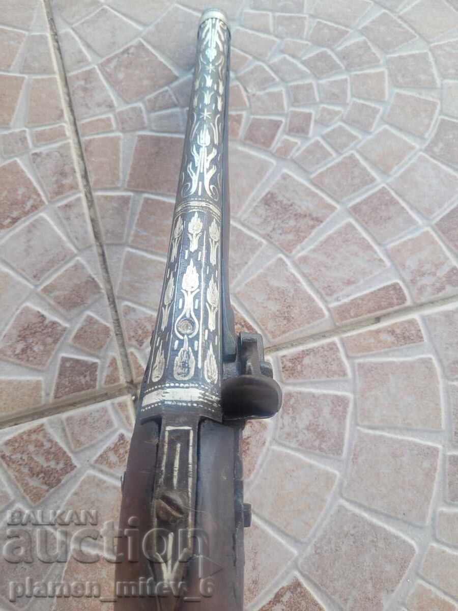 Delivery of gun, pishtov, flint, euzalia