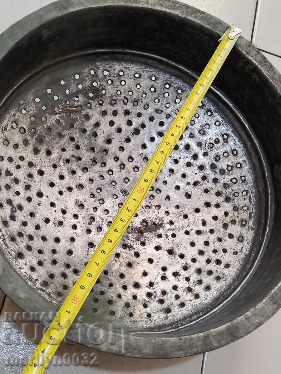 Османски бакърен гевгир меден съд, бакър цедка котел купел - 7 Османски бакърен гевгир меден съд, бакър цедка котел купел - 7