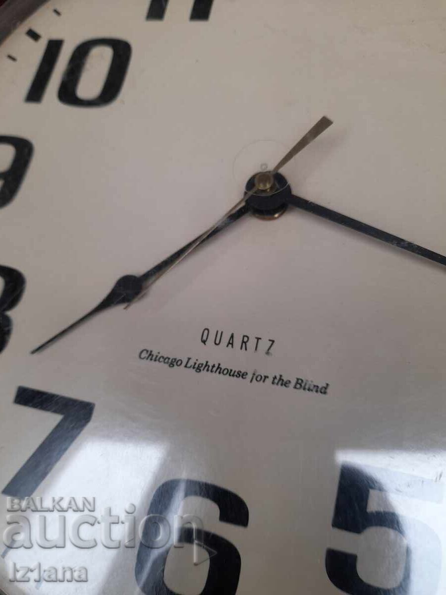 Delivery of Clock Chicago lighthouse for the blind Delivery of Clock Chicago lighthouse for the blind