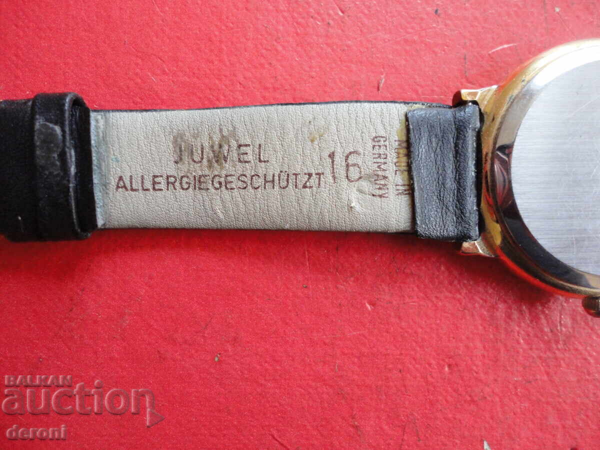 Awesome gold-plated quartz watch 3 - 5 Awesome gold-plated quartz watch 3 - 5