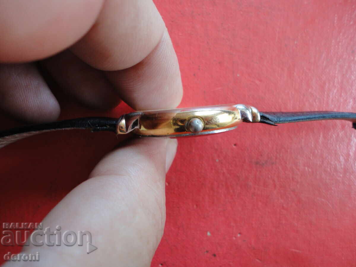 Awesome gold-plated quartz watch 3 - 7 Awesome gold-plated quartz watch 3 - 7