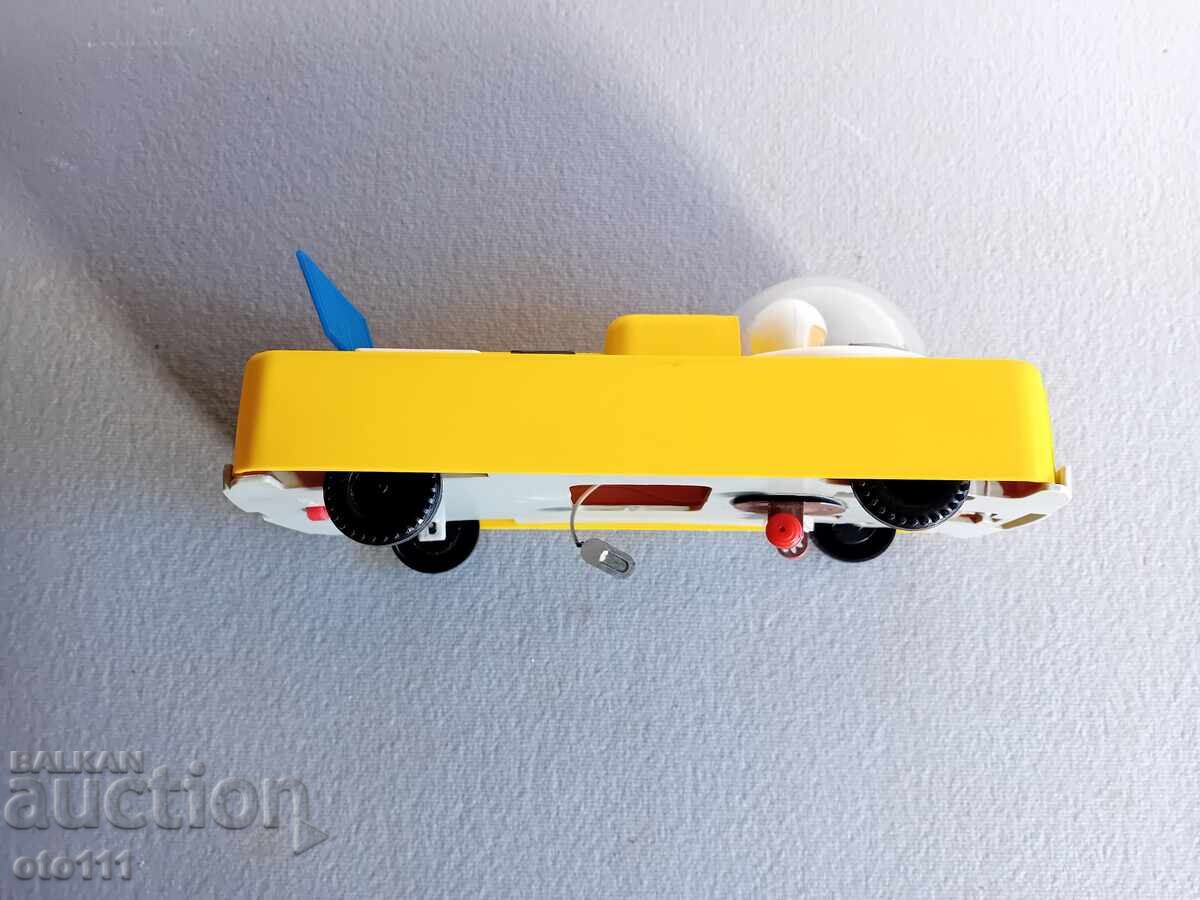 Auction OLD TOY SPACECRAFT Auction OLD TOY SPACECRAFT