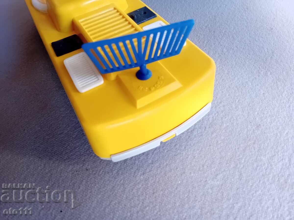 OLD TOY SPACECRAFT - 5 OLD TOY SPACECRAFT - 5