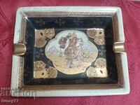 SATSUMA STYLE ASHTRAY with gold plated solid marking