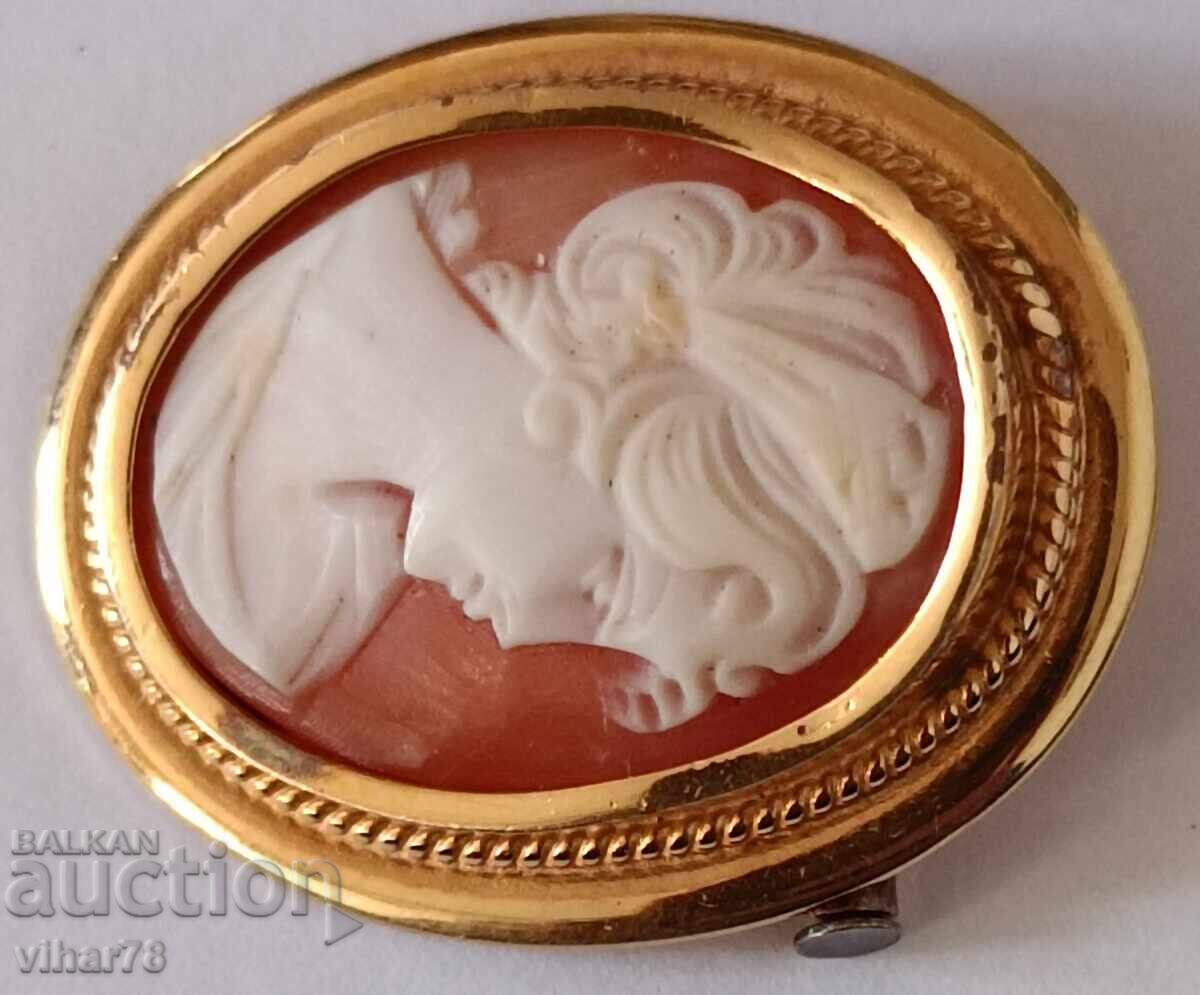 Auction Beautiful old brooch-pendant cameo from Rakovina Auction Beautiful old brooch-pendant cameo from Rakovina