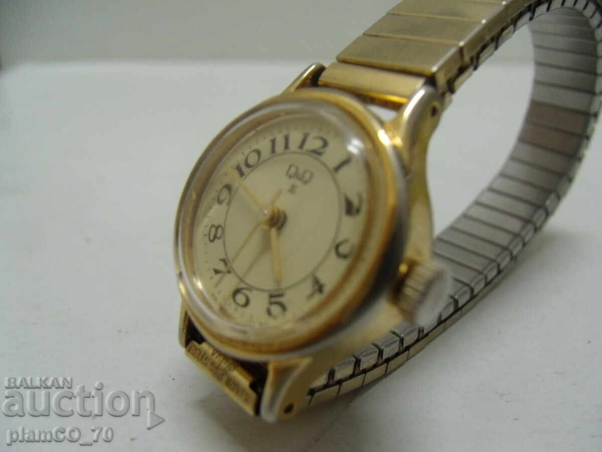 №*7792 old watch - Q & Q - wristwatch - ladies - mechanical with price 30.00 BGN | € 15.34