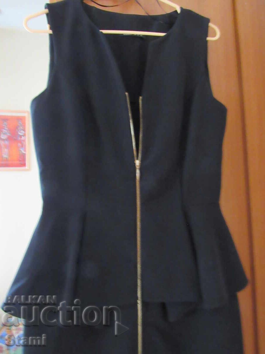 Classic elegant black sleeveless dress DiKa size 38, new with price 55.00 BGN | € 28.12 Classic elegant black sleeveless dress DiKa size 38, new with price 55.00 BGN | € 28.12