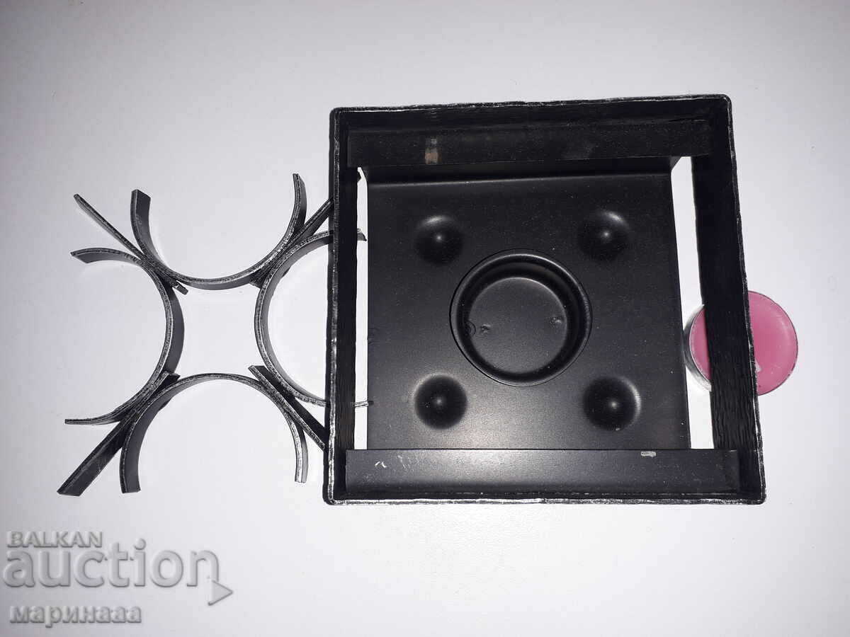 Delivery of SOLID METAL CANDLEHOLDER-BOTTLE Delivery of SOLID METAL CANDLEHOLDER-BOTTLE