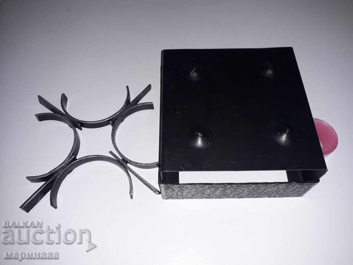 SOLID METAL CANDLEHOLDER-BOTTLE - 5 SOLID METAL CANDLEHOLDER-BOTTLE - 5