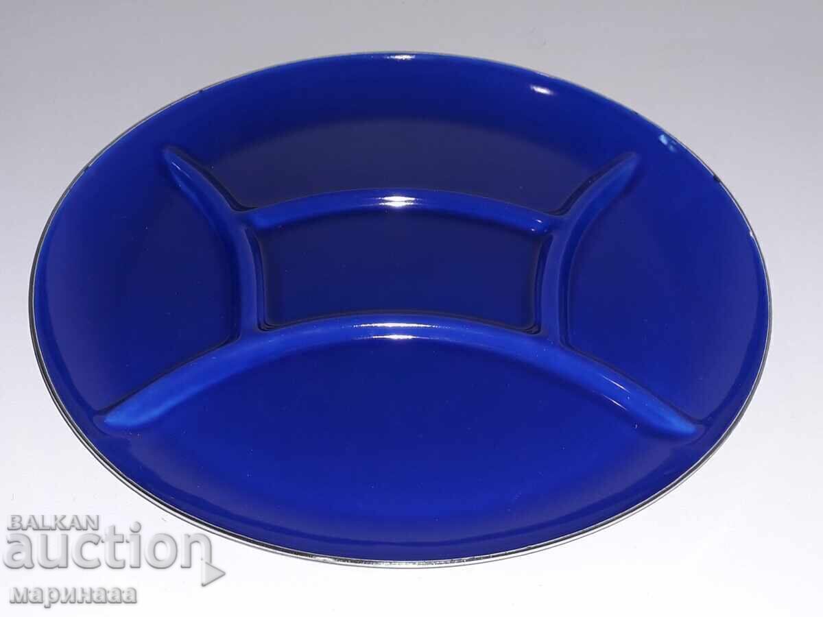 METAL, DOUBLE ENAMEL. 747 GR. GERMANY with price 9.00 BGN | € 4.60 METAL, DOUBLE ENAMEL. 747 GR. GERMANY with price 9.00 BGN | € 4.60