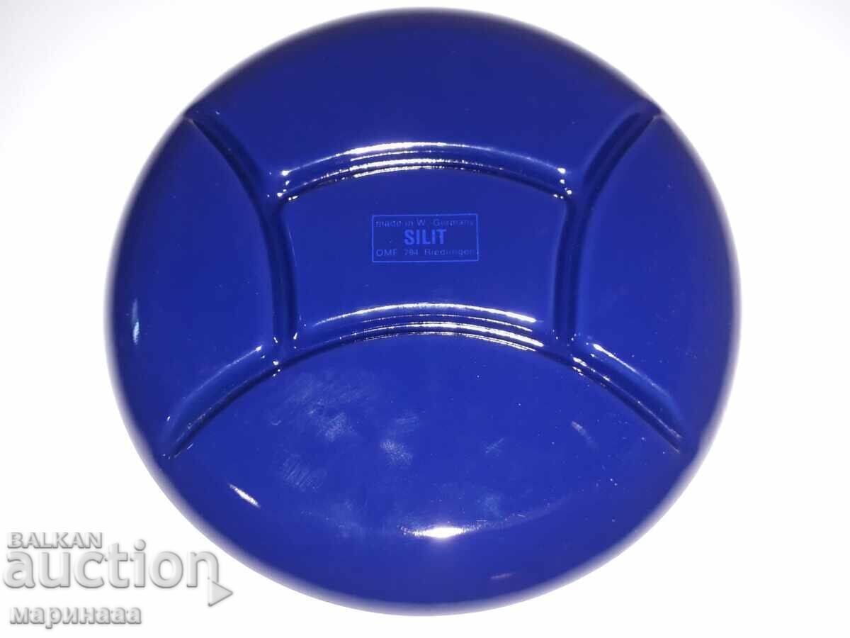 Licitație METAL CU SMALT. PLACĂ MASSIVE VINTAGE. GERMANIA Licitație METAL CU SMALT. PLACĂ MASSIVE VINTAGE. GERMANIA