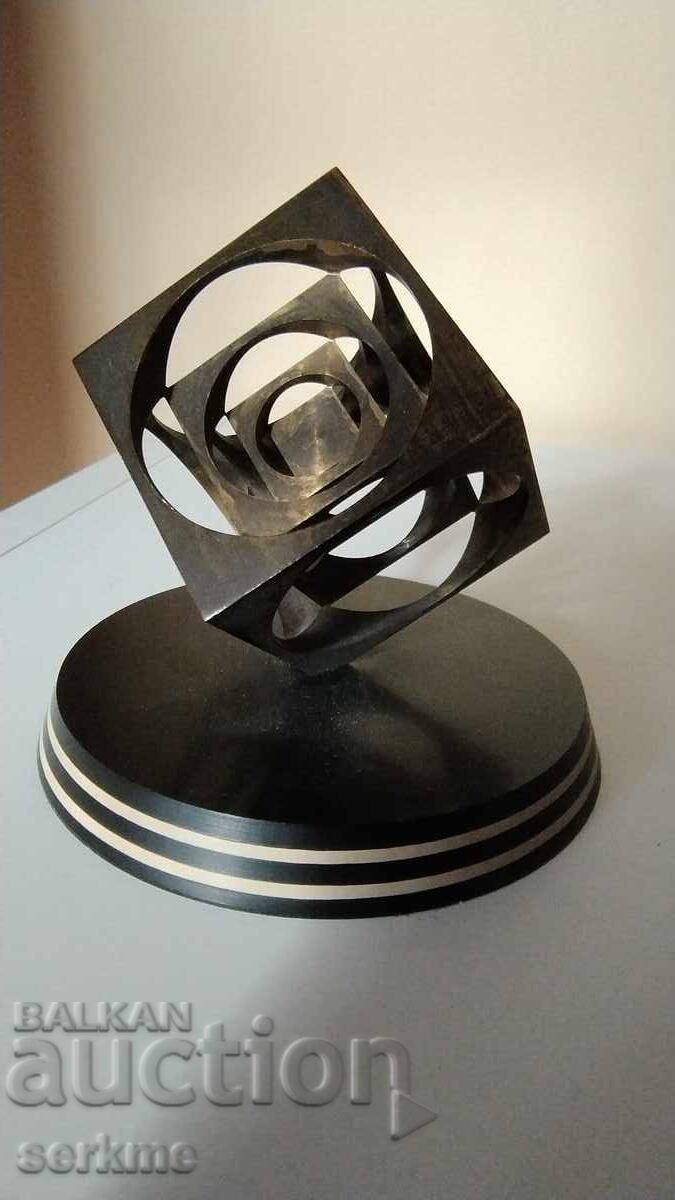 Auction Metal figure Auction Metal figure