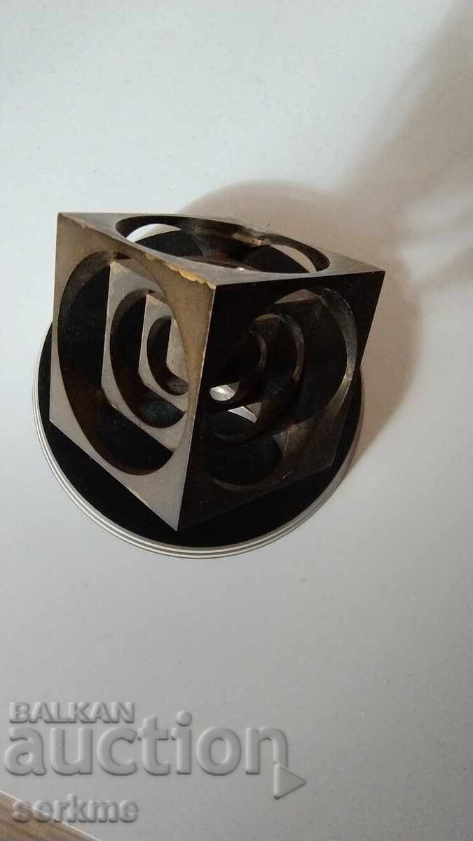 Metal figure - 5 Metal figure - 5