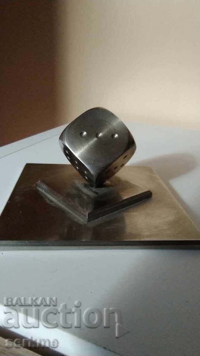 Metal figure