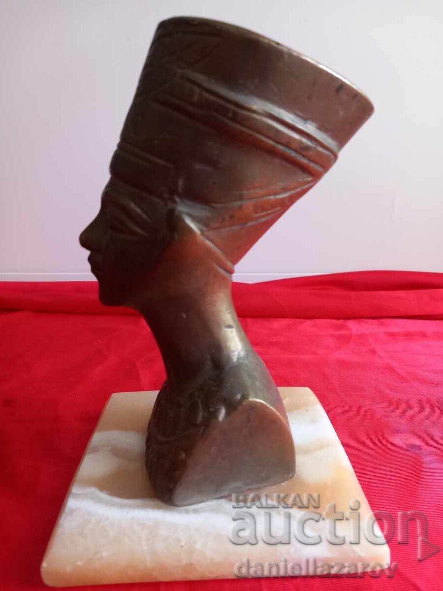 Delivery of Ancient Egyptian Massive Bronze Statuette NEFERTITI Delivery of Ancient Egyptian Massive Bronze Statuette NEFERTITI