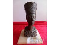 Statuetă din bronz masiv egiptean antic NEFERITIS