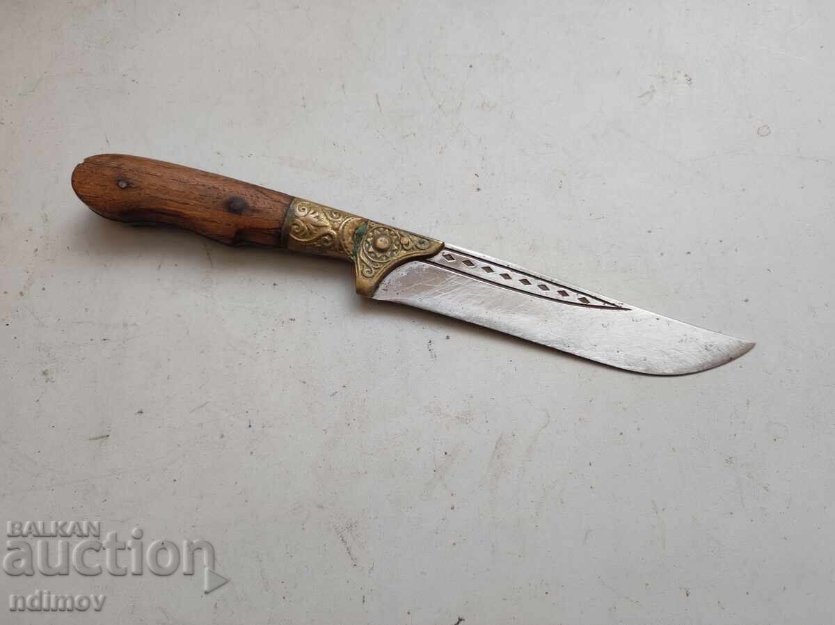 Παράδοση Βουλγαρικό κυνηγετικό μαχαίρι κορυφαία δεξιοτεχνία Παράδοση Βουλγαρικό κυνηγετικό μαχαίρι κορυφαία δεξιοτεχνία