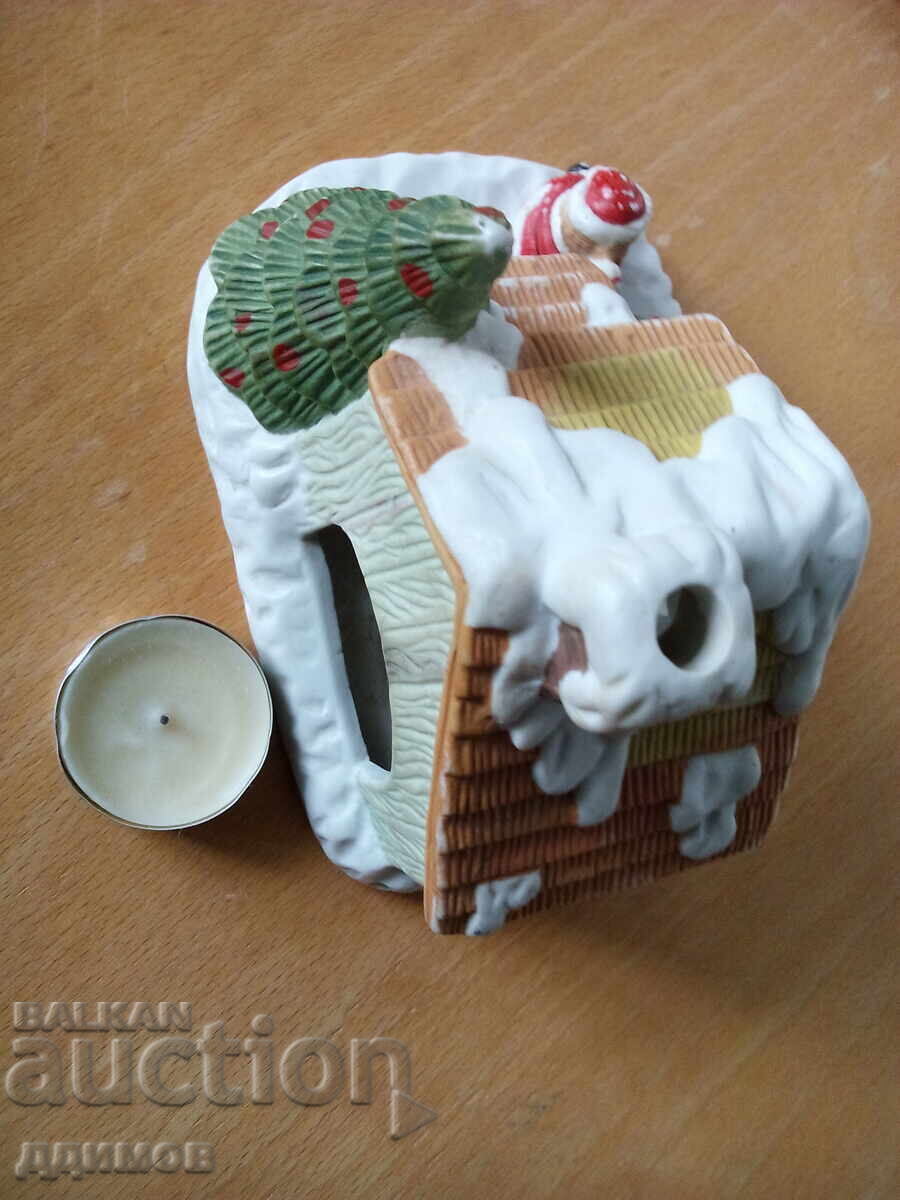 Порцеланова коледна къщичка със свещ - 6 Порцеланова коледна къщичка със свещ - 6