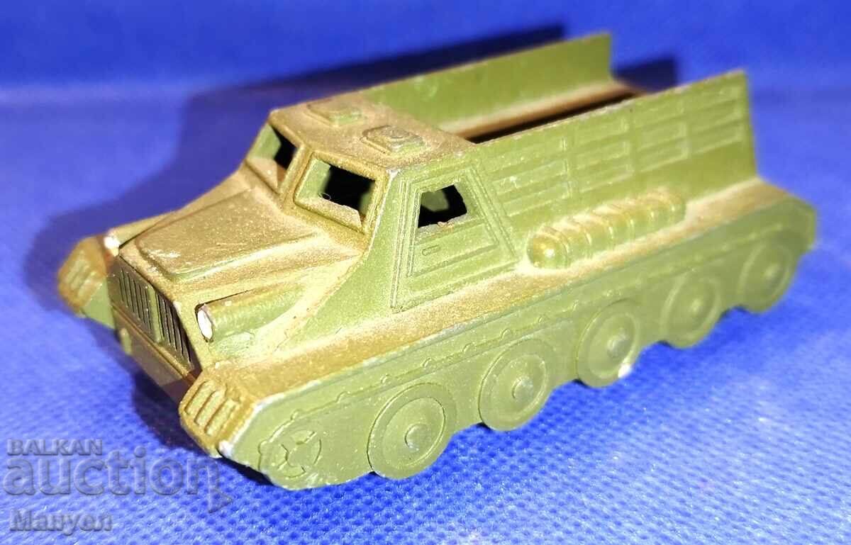 Παλιό μοντέλο, Ρωσία, τρακτέρ. με τιμή 29.90 BGN | € 15.29