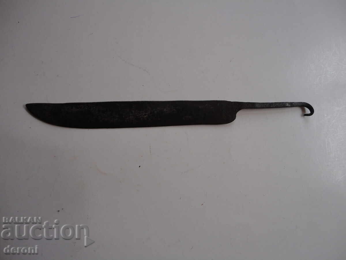 Antique forged shepherd's knife with price 45.00 BGN | € 23.01 Antique forged shepherd's knife with price 45.00 BGN | € 23.01