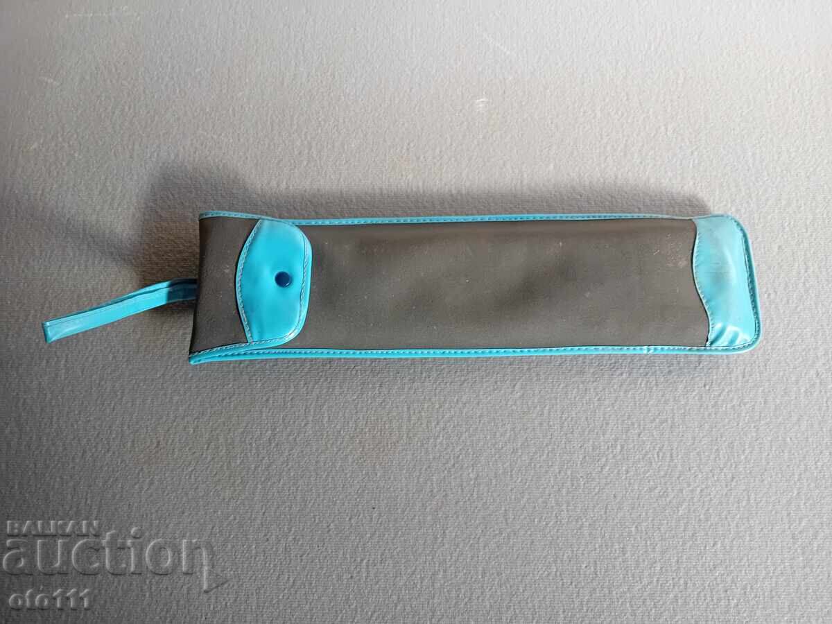 TRIPOD FOR CAMERA - 6 TRIPOD FOR CAMERA - 6