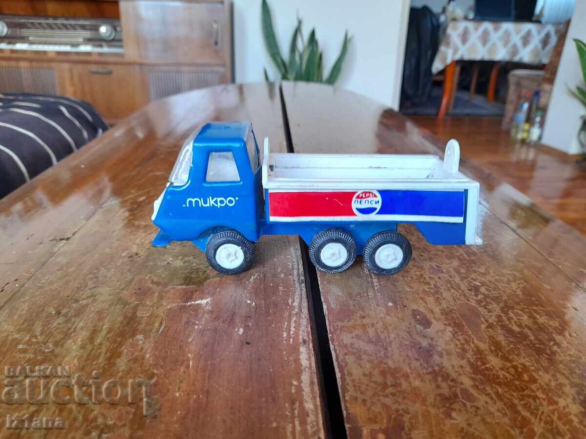 Old Micro, Pepsi, Pepsi truck