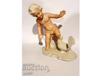 Statuette "Boy Feeding a Pigeon"