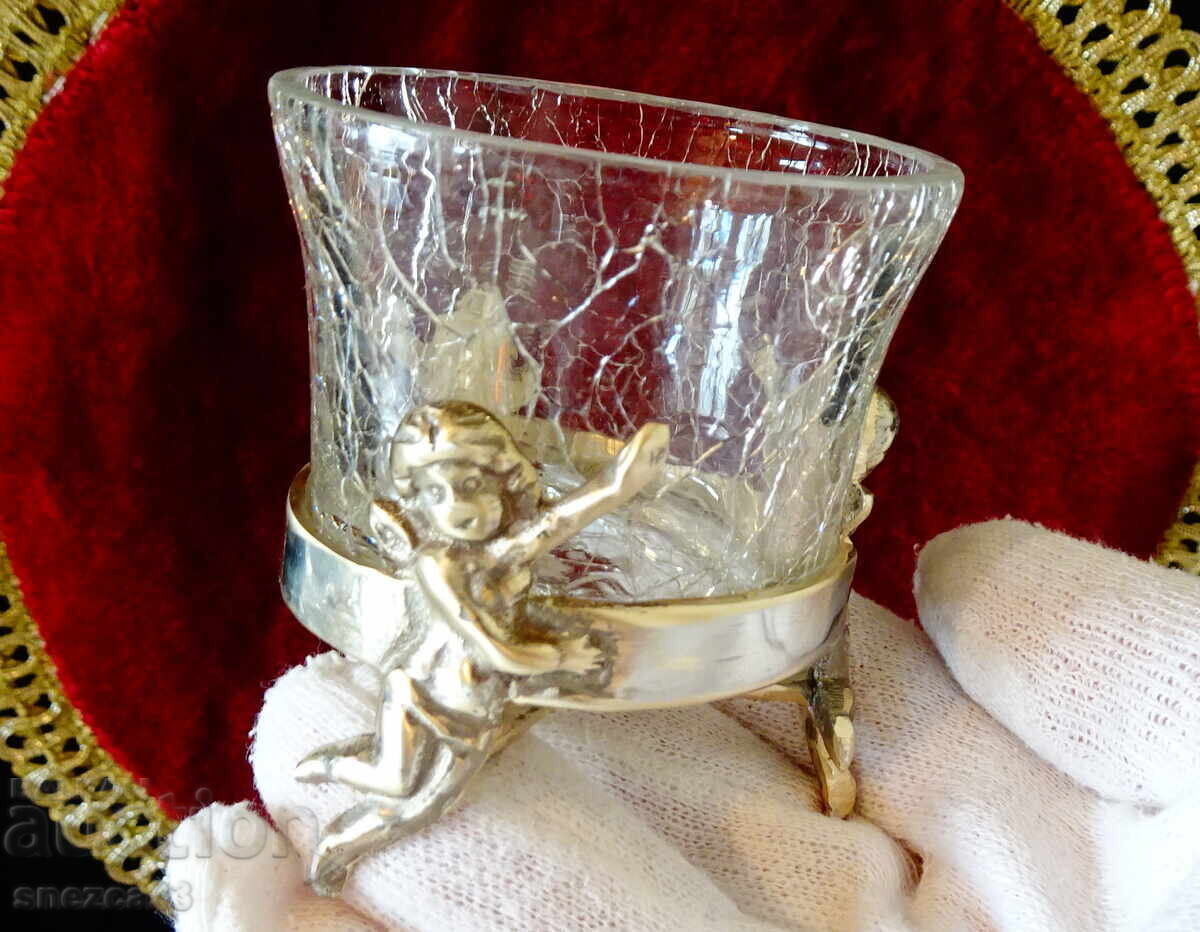 Бронзов свещник,чаша с ангели. - 6 Бронзов свещник,чаша с ангели. - 6