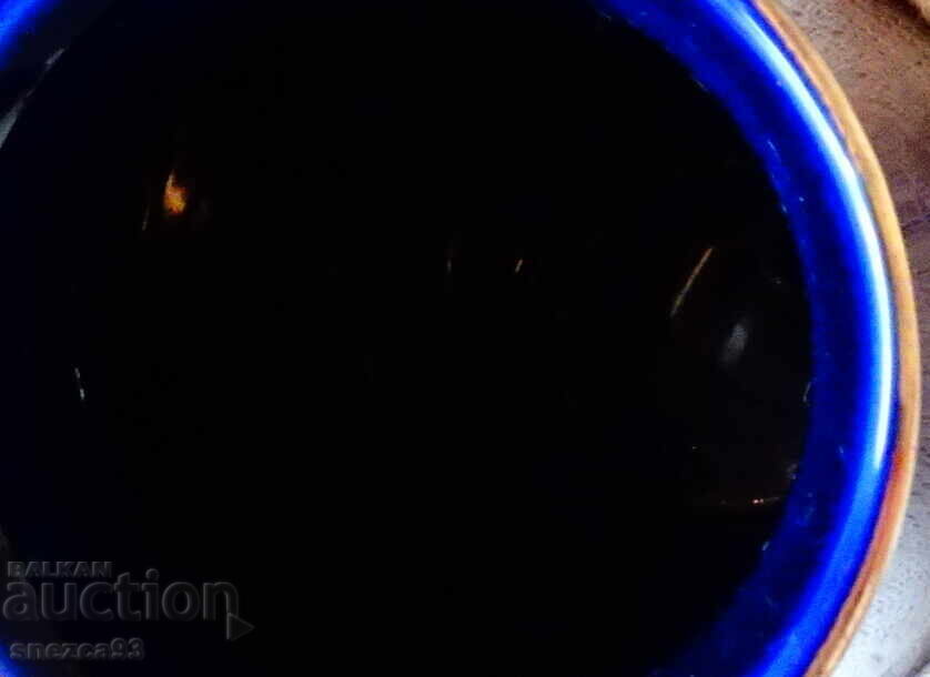 Vase Japanese porcelain, gold, peacocks. - 6 Vase Japanese porcelain, gold, peacocks. - 6