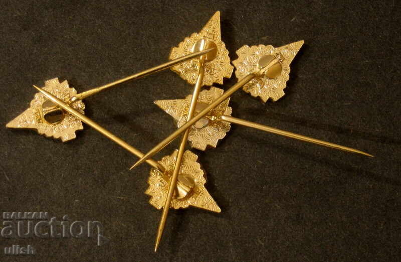 5 pcs. old czech badge pin logo Stavoservis Praha with price 10.00 BGN | € 5.11 5 pcs. old czech badge pin logo Stavoservis Praha with price 10.00 BGN | € 5.11