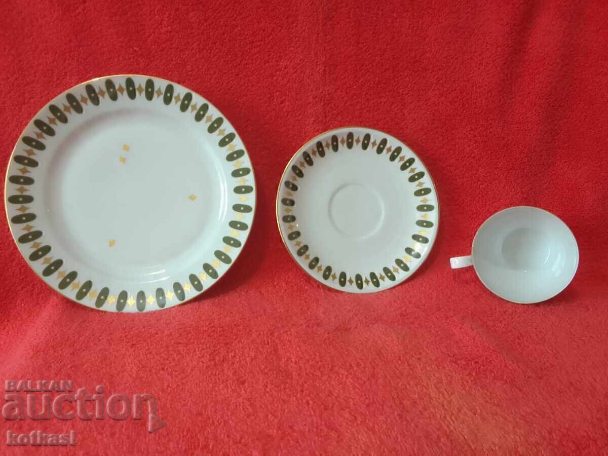 Delivery of Old triple set of cup, 2 plates, gilded Germany JLMENAU Delivery of Old triple set of cup, 2 plates, gilded Germany JLMENAU