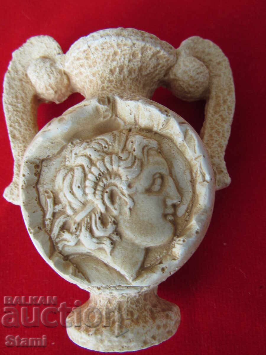 Magnet from Vergina, Greece-series with price 10.00 BGN | € 5.11