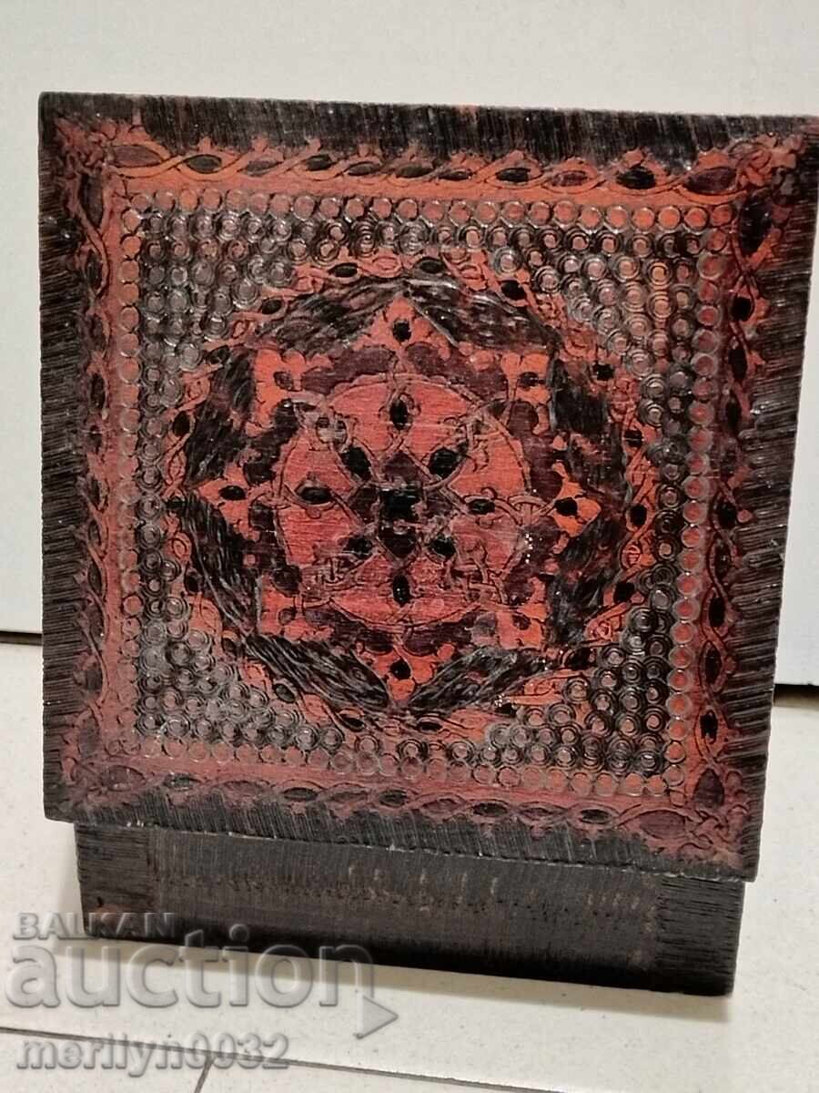 Box for barber accessories, Kingdom of Bulgaria with price 35.00 BGN | € 17.90 Box for barber accessories, Kingdom of Bulgaria with price 35.00 BGN | € 17.90