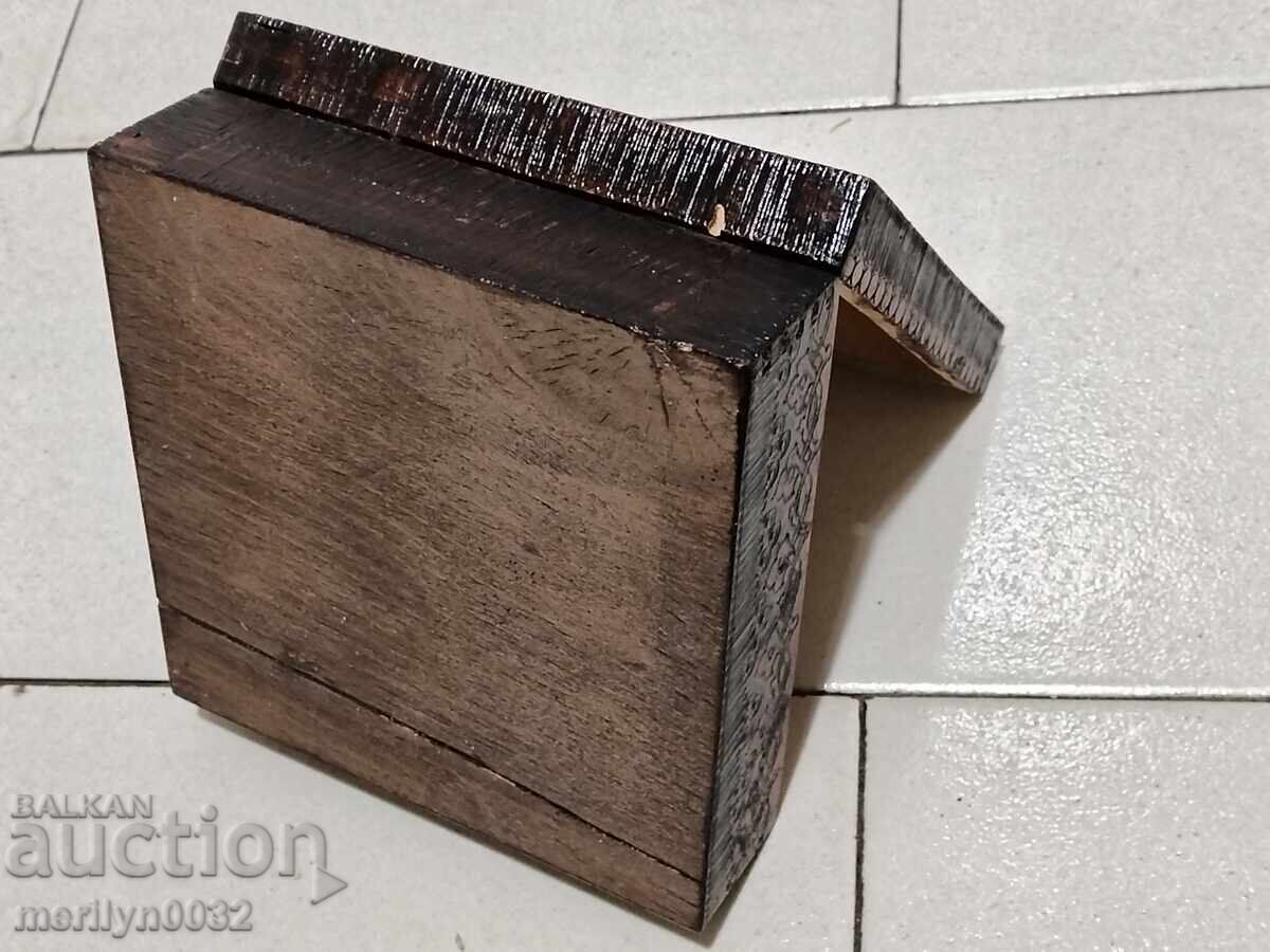 Box for barber accessories, Kingdom of Bulgaria - 7 Box for barber accessories, Kingdom of Bulgaria - 7