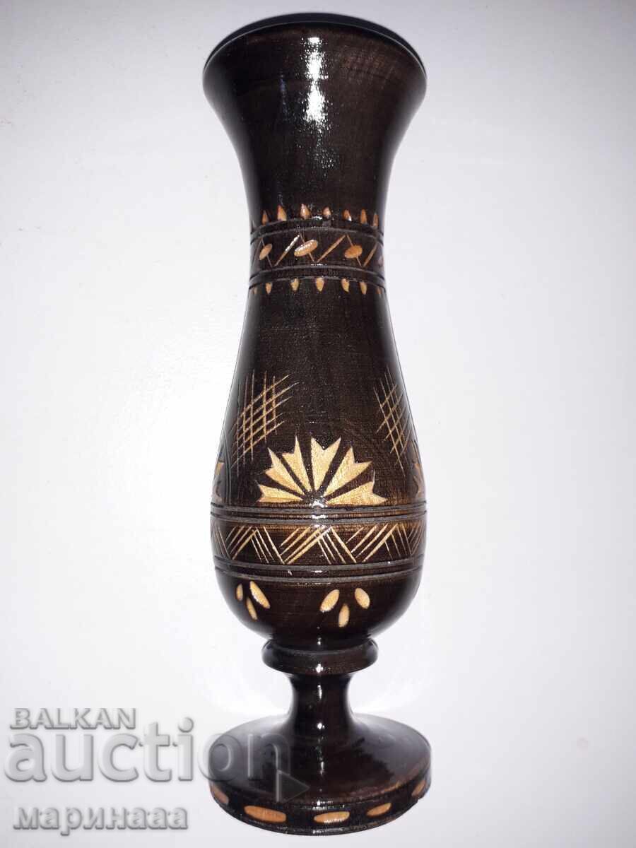 OLD VASE. WOOD CARVING OLD VASE. WOOD CARVING