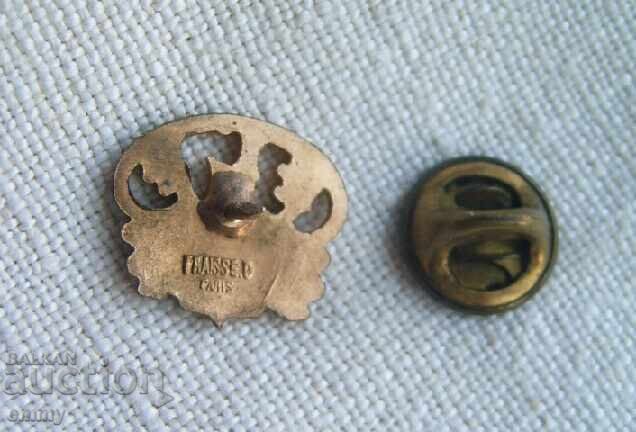 Enameled badge - Luxembourg Football Federation, FLF with price 4.00 BGN | € 2.05 Enameled badge - Luxembourg Football Federation, FLF with price 4.00 BGN | € 2.05