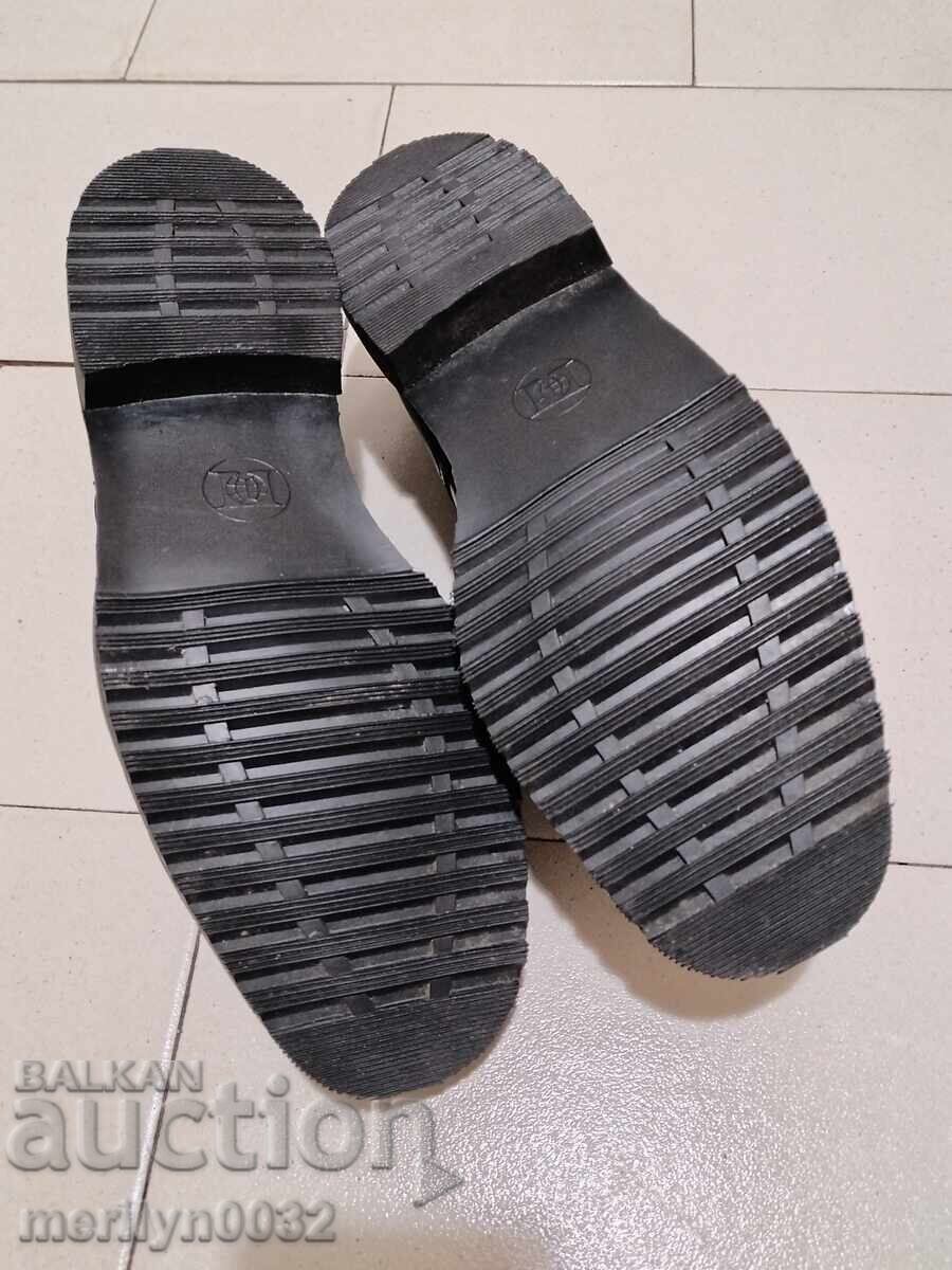 Auction  Officer's shoes size 43, genuine leather, 80s, Ministry of Internal Affairs of the Republic of Bulgaria
