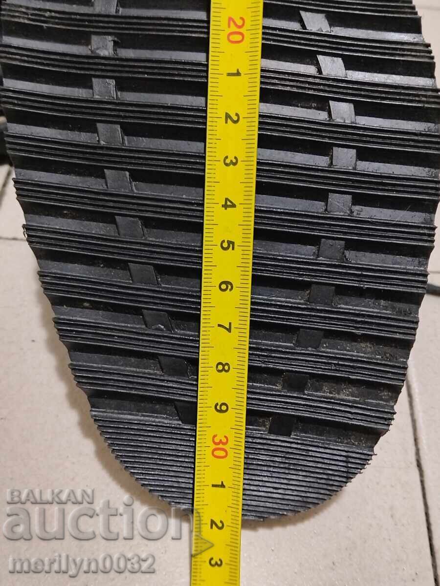 Delivery of Officer's shoes size 43, genuine leather, 80s, Ministry of Internal Affairs of the Republic of Bulgaria