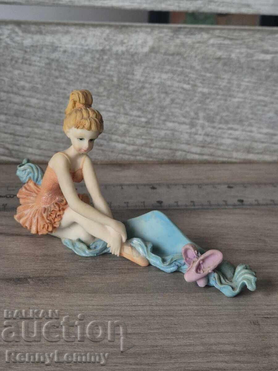 Ballerina, figurine, polyresin